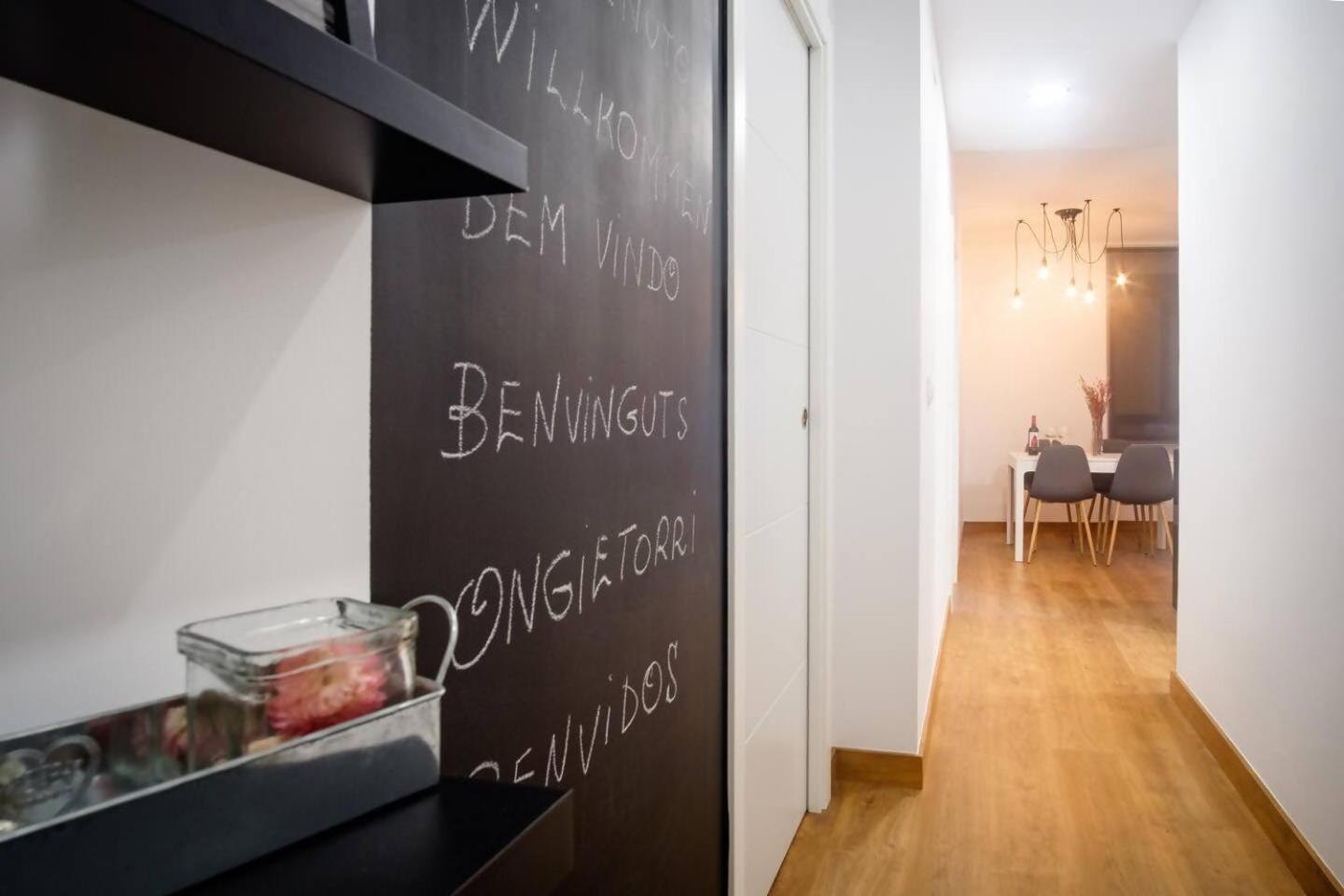 Cigarreras Lovely Loft Alicante Bagian luar foto