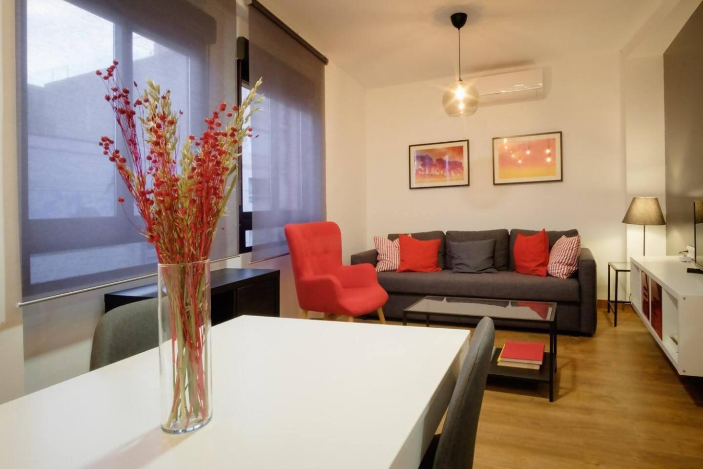 Cigarreras Lovely Loft Alicante Bagian luar foto
