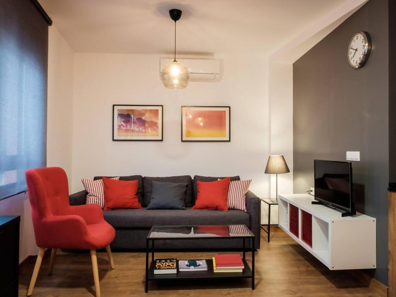 Cigarreras Lovely Loft Alicante Bagian luar foto